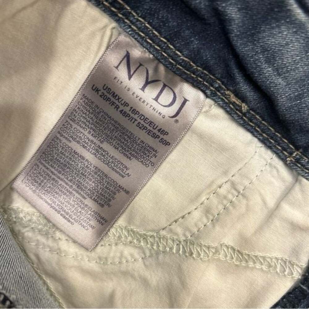 NYDJ HR Major Wide Leg Capri “Fantasy” Jeans Womes 16P Wash Blue Retro - 0010 - Picture 9 of 11